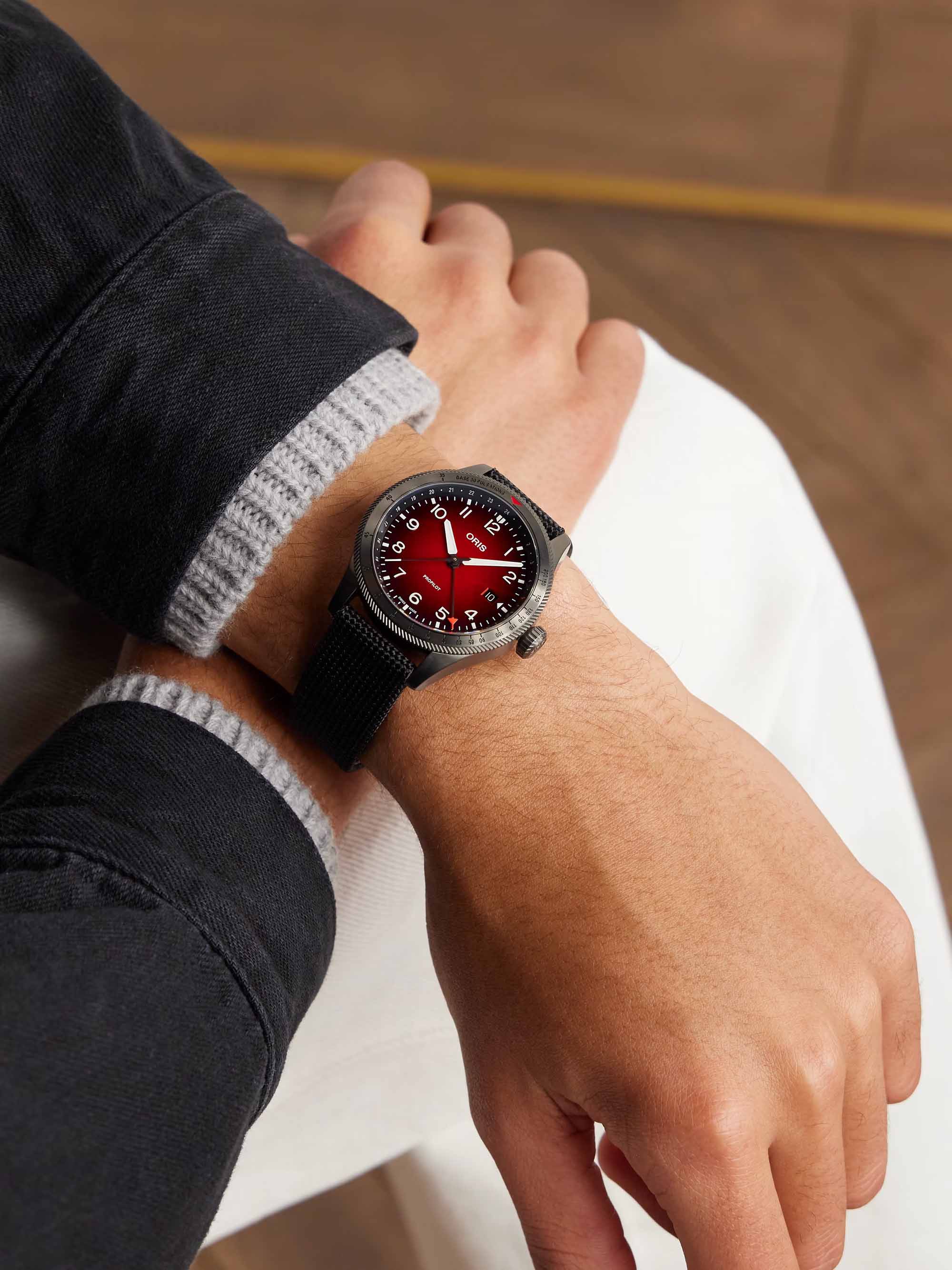Оригинальные часы Oris Oris Propilot Gmt 01 798 7773 4268-07 3 20 14GLC механические калибр механизма 798 общий вид